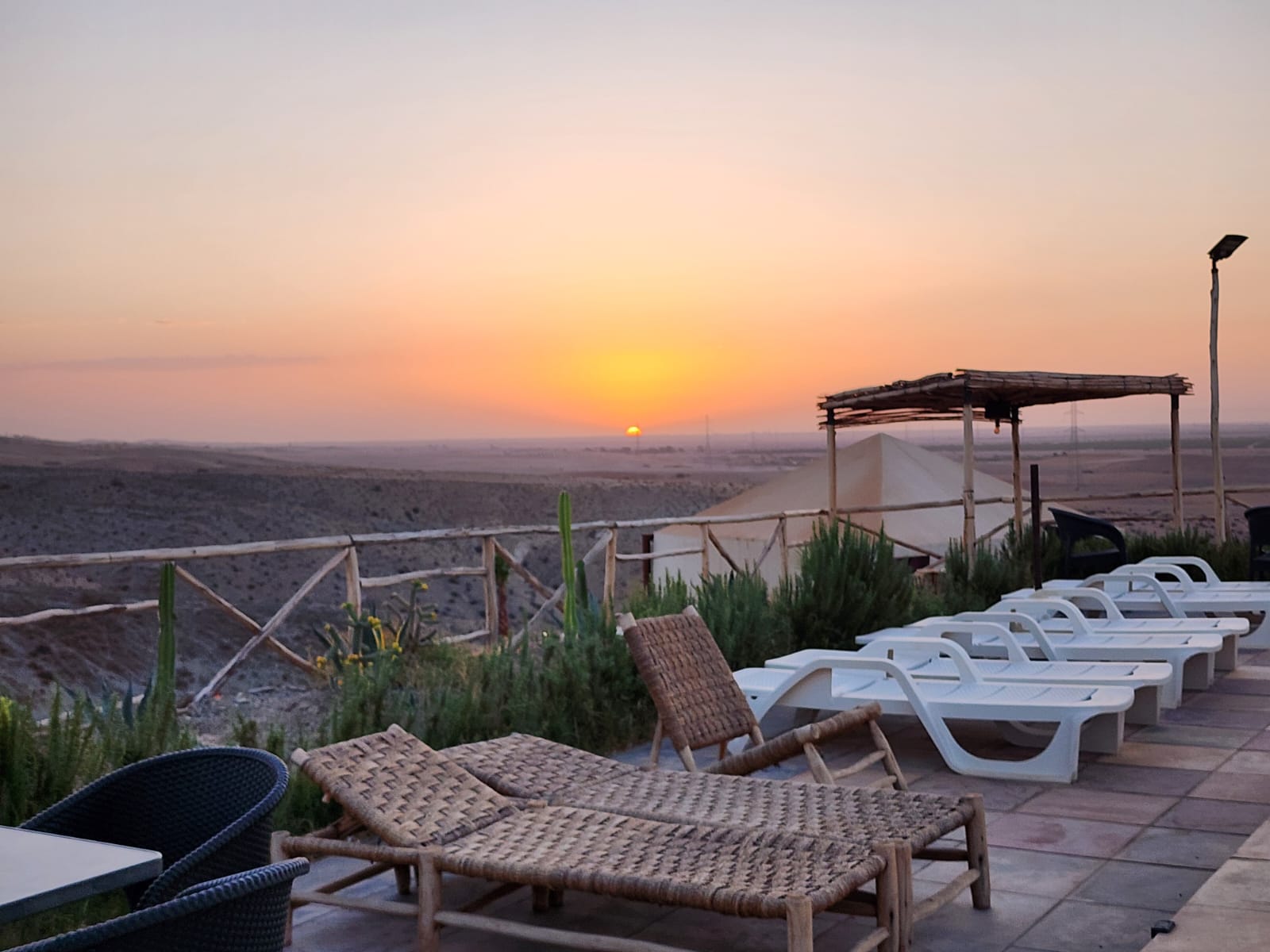 5 raisons de visiter le désert d'Agafay depuis Marrakech